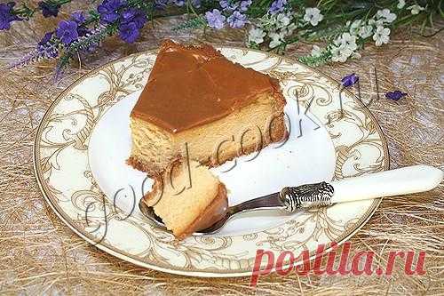 Чизкейк с карамелью.