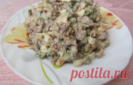 Салат из куриной печени Приготовим вкусный, аппетитный и очень нежный салат из куриной печени.