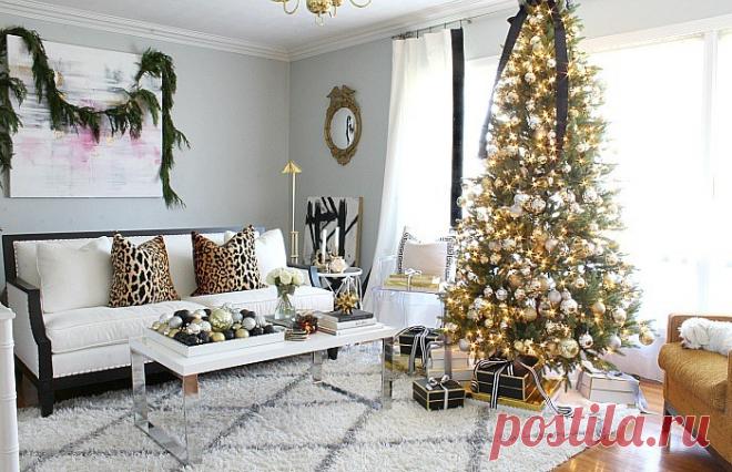 Элегантный новогодний интерьер в чёрно-золотом цвете | IVOREE