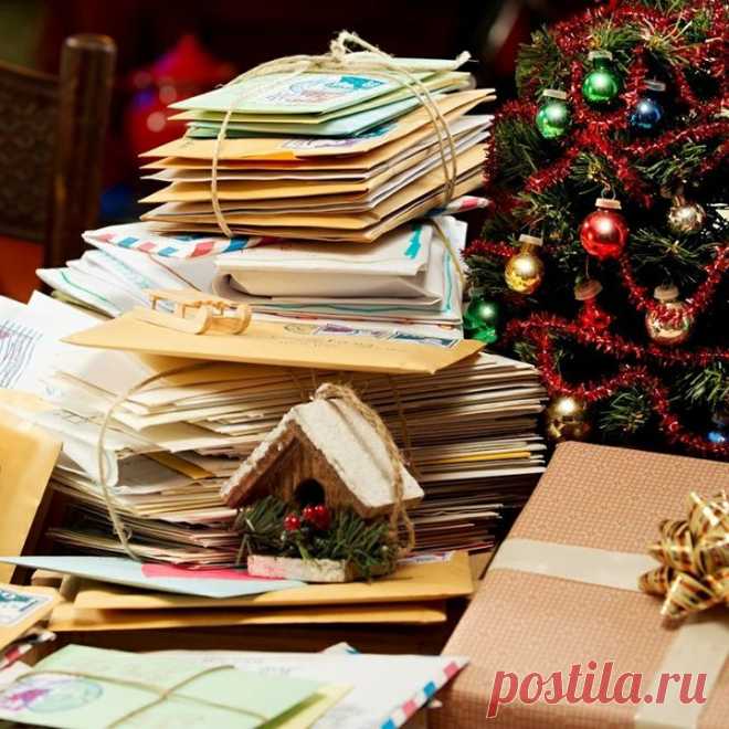 До Нового года меньше месяца! 🎄⛄❄А вы уже написали письмо Деду Морозу? 🎅Если нет, то сейчас самое время! Давайте наполним наши аккаунты чудесами и добротой! Напишите письмо Деду Морозу - сами или вместе с детьми, расскажите, как прошел уходящий год и не забудьте попросить о чем-то важном.📖 Ждем ваших писем в любой соцсети с тегом #миф_расскажет_деду_морозу. Обещаем, что нашепчем ваши желания доброму дедушке 🎅