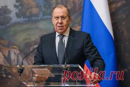 Лавров рассказал о свидетельствах работы биолабораторий США на Украине. Министр иностранных дел России Сергей Лавров допустил, что Украина является крупнейшим проектом Пентагона по созданию биолабораторий. По его словам, свидетельствами работы американских лабораторий в стране и их связи с военно-биологической деятельностью являются документы с подписями украинских официальных лиц.