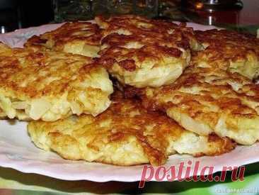 Капустные оладушки на кефире ИНГРЕДИЕНТЫ300-400 гр капусты200 мл кефира1 яйцо1 луковица3-5 столовых ложек мукимасло растительное1/3 чайной ложки разрыхлителясоль по вкусуСПОСОБ ПРИГОТОВЛЕНИЯШаг 1 Капусту нашинковать, как можно мельче, посыпать солью и помять руками, чтобы она стала мягкой и пустила сок.Шаг 2 Потереть...