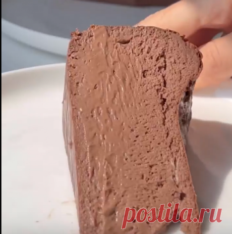 Шоколадный чизкейк Сан-Себастьян
Нежнейшая, кремовая текстура. По вкусу, как шоколадный пломбир
Нам надо на чизкейк 18-20 см в диаметре:
Творожный сыр - 500 гр
Сахар - 100 гр
Яйца С0 - 3 шт
Сливки 33-35% - 350 гр
Крахмал - 15 гр
Какао - 35 гр