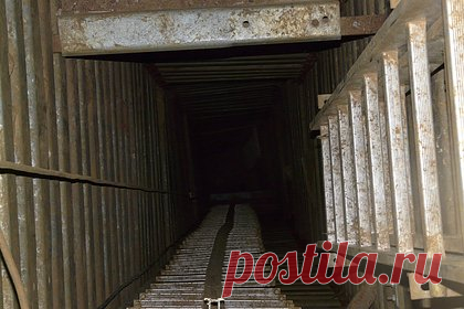 Свыше сотни горняков вывели на поверхность после аварии на российской шахте
