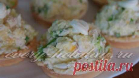 Праздничные тарталетки c сыром и курицей