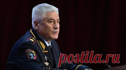 Колокольцев: около 4,5 тысячи сотрудников МВД ежегодно оканчивают вузы. В ходе выездного заседания Общественного совета при МВД России глава ведомства Владимир Колокольцев сообщил, что каждый год около 4,5 тыс. сотрудников завершают обучение в вузах по очной форме. Читать далее
