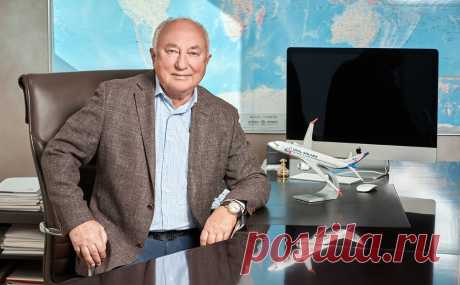 Глава «Уральских авиалиний» — РБК: «Живьем на растерзание не дадимся». Основной владелец и гендиректор «Уральских авиалиний» Сергей Скуратов рассказал, как пассажиры увеличили количество перелетов в нерабочие дни, сколько компания потеряла из-за вынужденных задержек рейсов и про главную задачу России