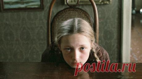 Дмитрий Харатьян: в список фильмов для показа в школах можно включить «Чучело». Актёр, лектор российского общества «Знание» Дмитрий Харатьян рассказал о фильмах, которые можно было бы включить в список для показа в школах. Читать далее