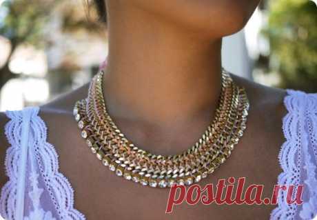 Ожерелье из цепочек и мулине - Бижутерия.Украшения