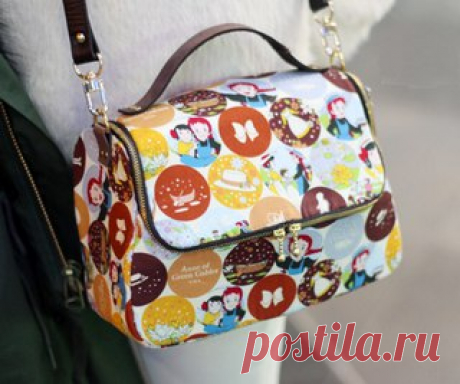 #сделай_сам_ARM
------------------------------------------------------
Шьем сумочку на молнии
Источник:https://www.handmadiya.com/2015/09/cute-zipper-bag-tut..