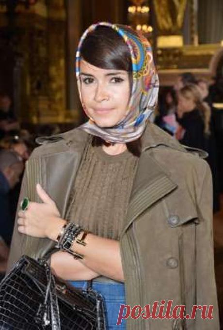 Как мир влюбился в шелковые платки Hermès