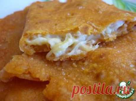 Лепешки с сырной начинкой