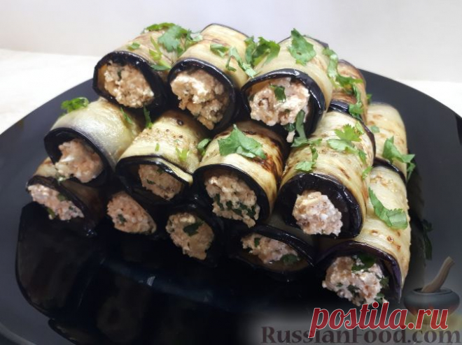 Рецепт: Рулетики из баклажанов с творогом, сыром и орехами на RussianFood.com