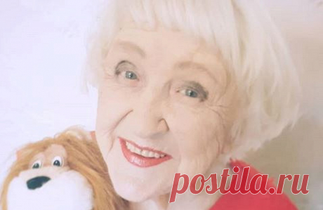 Внуки в шоке: 82-летняя блогерша взрывает Сеть — Рамблер/женский