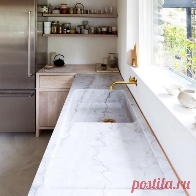 Можно ли на столешницу из искусственного камня ставить горячее – Краш-тест столешницы из натурального камня: ставим горячую кастрюлю, льем кетчуп. Так ли она хороша, как за нее ломят цену? | Какую кухню купить? — Архитектурно Строительный портал