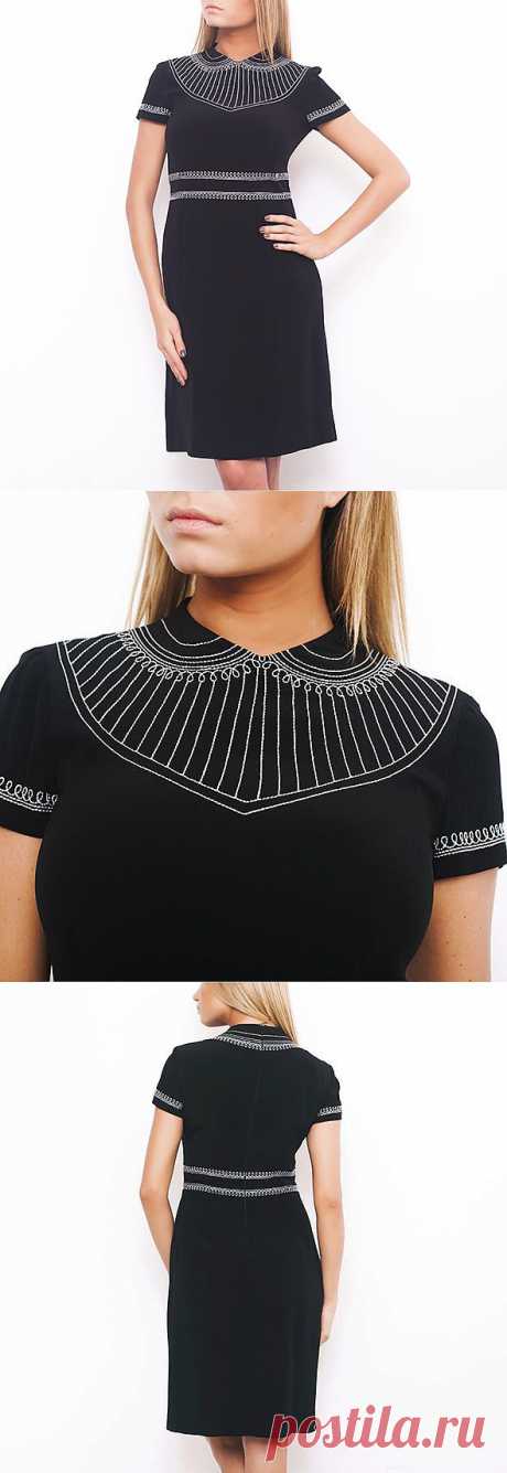 Платье Moschino Cheap anc Chic с вышивкой / Платья Diy / Модный сайт о стильной переделке одежды и интерьера