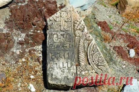 Բարի լույս ազգ հայոց🇦🇲

Երկու մասունք, 1002 թ., 1290 թ.: Թարթառի վերնահովիտ,Արցախ: