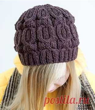 Шапка-бини узором 