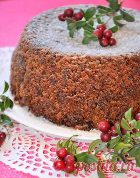 Хлебный пирог с яблоками и брусникой