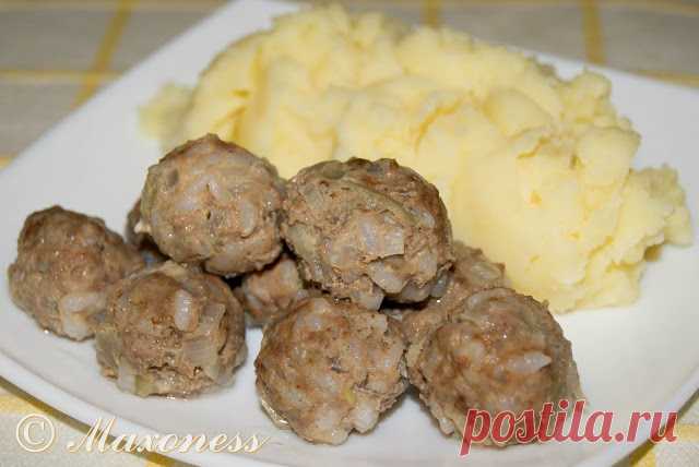 Проверенные рецепты: Тефтели мясо-крупяные с картофельным пюре