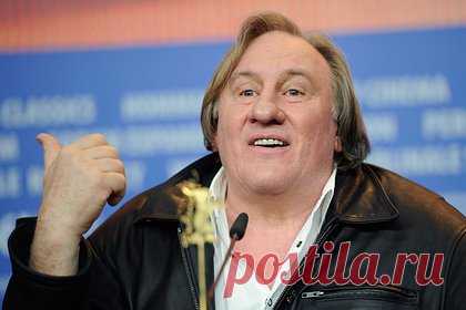 Депардье передал свой орден Почетного легиона министру культуры. Жерар Депардье заявил, что передает свой орден Почетного легиона министру культуры Франции. Ранее министр заявила, что Совет ордена инициирует дисциплинарную процедуру на фоне обвинений Депардье в непристойных замечаниях и домогательствах женщин. Защитники актера отметили, что он подвергается масштабной травле.