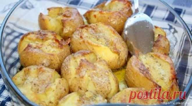 Очень вкусный и ароматный картофель, запеченный по особому!