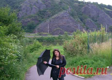 Прогулки по Праге на общественном транспорте и пешком без проф.экскурсий, но с рассказами, показами, фотосессией и ответами на все вопросы - 20 евро/час с чел. либо 100 евро/день за компанию от 2 человек: встреча и проводы к Вам в отель, квитанция об оплате перед выездом на прогулку.