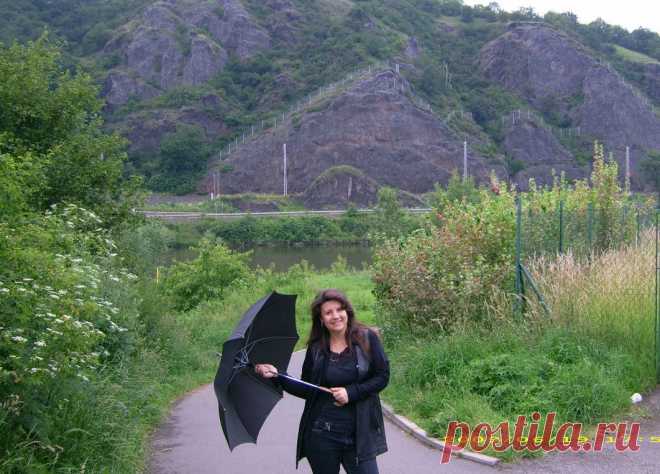 Прогулки по Праге на общественном транспорте и пешком без проф.экскурсий, но с рассказами, показами, фотосессией и ответами на все вопросы - 20 евро/час с чел. либо 100 евро/день за компанию от 2 человек: встреча и проводы к Вам в отель, квитанция об оплате перед выездом на прогулку.