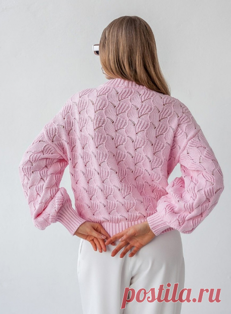 Elegant and Stylish Pink Cardigan
