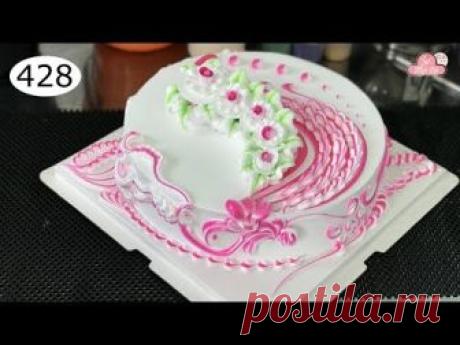 chocolate cake decorating bettercreme vanilla (428) Học Làm Bánh Kem Đơn Giản Đẹp - Bánh Cưới (428)