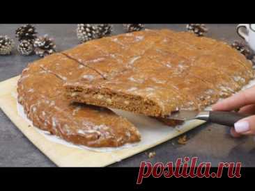 Любимая выпечка на каждый день: вкуснейшая Покровская коврижка Рецепт:Мука - 450гСахар - 200гКипяток - 220 млМед - 150 гРастительное масло - 70 млСода - 1 ч лКакао порошок - 1 ч лКорица - 1 ч лИмбирь - 1 ч лМускатный орех - 1/3 ч лКардамон - 1/2 ч лСоль - 1/3 ч лНачинка:Сгущенное варенное молоко 1 бГрецкие орехи - 100 гГлазурь:Сахарная пудра - 60...