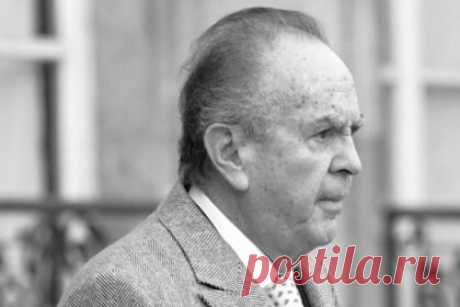 Умер «серебряный король» из списка Forbes. Умер мексиканский миллиардер, «серебряный король» Альберто Байерес. Он родился в Мехико в 1931 году. Бизнес получил от своего отца, который передал ему около десяти компаний, в том числе пивоварню Cuauhtémoc Moctezuma и горнодобывающую Peñoles. Позже пивоварню купила голландская компания Heineken.