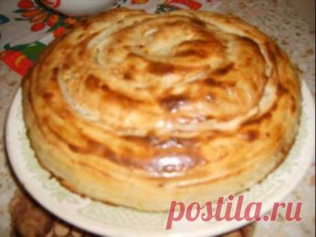 Вертута с брынзой и укропом, другая вертута с яблоком и корицей