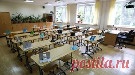 Ударившая четвероклассника в Канске психолог продолжает работать в школе. Ударившая четвероклассника в Канске в Красноярском крае психолог продолжает работать в школе, рассказала RT директор учреждения Наталья Деменкова. Читать далее