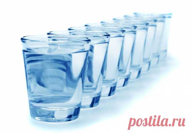 на воде или диета для ленивых: худеем быстро! Оказывается употребляя воду правильно, можно похудеть до 12 кг за две недели!