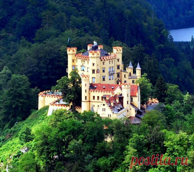 Hohenschwangau Castle - Bavaria, Germany | Dream Destinations | Pinte…