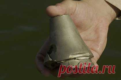 У ЗАЭС обнаружили осколки снаряда гаубицы М777 американского производства. В брызгальном бассейне Запорожской АЭС обнаружили осколок от снаряда американской гаубицы М777. Об этом говорится в Telegram-канале станции. Снаряд обнаружили во время работ по чистке чаш брызгальных бассейнов ЗАЭС, «направленных на устранение последствий прошлогоднего артобстрела станции».