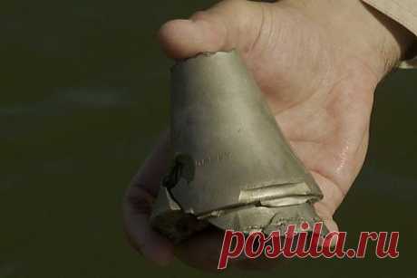 У ЗАЭС обнаружили осколки снаряда гаубицы М777 американского производства. В брызгальном бассейне Запорожской АЭС обнаружили осколок от снаряда американской гаубицы М777. Об этом говорится в Telegram-канале станции. Снаряд обнаружили во время работ по чистке чаш брызгальных бассейнов ЗАЭС, «направленных на устранение последствий прошлогоднего артобстрела станции».