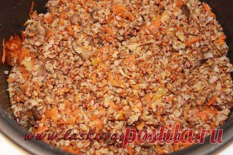 Гречневая каша с овощами и грибами в мультиварке