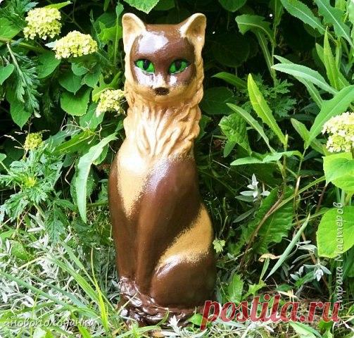 Кошка на окошко из бросового материала