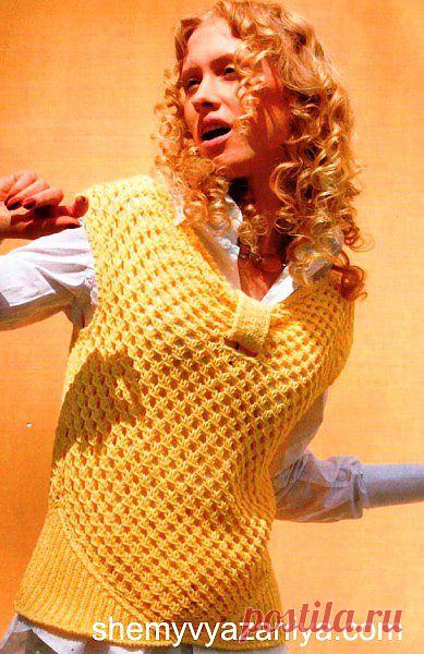 Желтый топ узором "сетка".