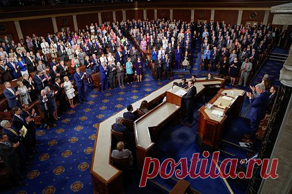 В Конгрессе США призвали не объединять запросы на помощь Израилю и Киеву. Ответственное правительство должно разделять помощь Израилю и Украине, заявил конгрессмен-республиканец от штата Флорида Мэтт Гетц. «Как бы вы ни относились к Израилю, как бы вы ни относились к Украине, я считаю, что ответственное и разумное правительство должно заниматься этими вопросами по отдельности», — сказал он.