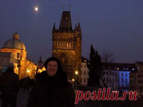 Прогулки по Праге на общественном транспорте и пешком без проф.экскурсий, но с рассказами, показами, фотосессией и ответами на все вопросы - 20 евро/час с чел. либо 100 евро/день за компанию от 2 человек: встреча и проводы к Вам в отель, квитанция об оплате перед выездом на прогулку.