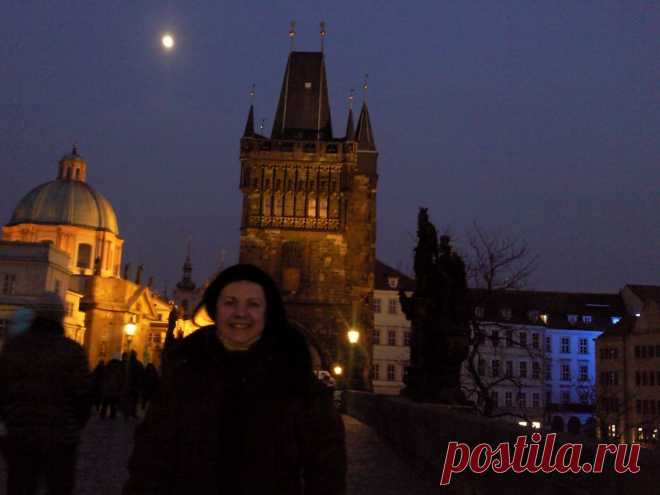 Прогулки по Праге на общественном транспорте и пешком без проф.экскурсий, но с рассказами, показами, фотосессией и ответами на все вопросы - 20 евро/час с чел. либо 100 евро/день за компанию от 2 человек: встреча и проводы к Вам в отель, квитанция об оплате перед выездом на прогулку.
