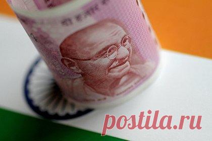 Индия пообещала что-то сделать с застрявшими российскими рупиями. Через два-три дня ЦБ Индии выпустит руководство для финансовых организаций, чтобы решить некоторые проблемы, связанные с механизмом торговлей за рупии, пообещал высокопоставленный представитель торгового ведомства страны. Проблема с конвертируемостью индийской валюты всплыла на фоне увеличения закупок российской нефти.