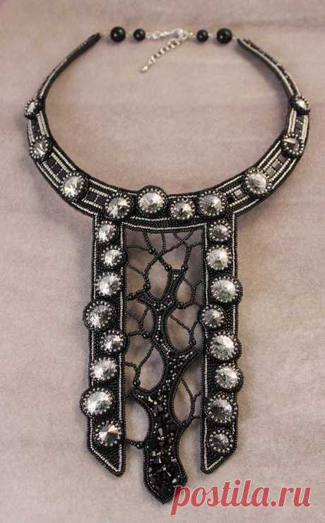 Hannah Morris приколол(а) это к доске Jewelry Inspiration - Itty Bitt…
