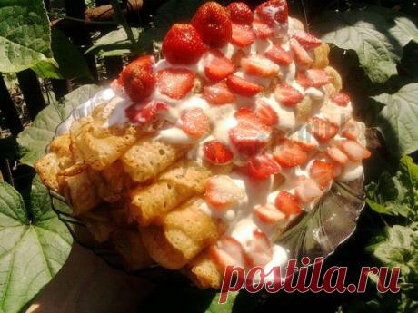 Блинный торт с клубникой | Рецепты Юльетты