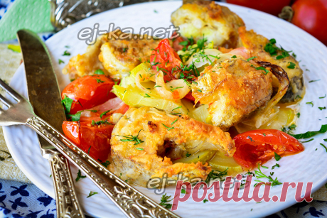 Минтай с овощами в духовке: самый вкусный рецепт | Рецепты с фото