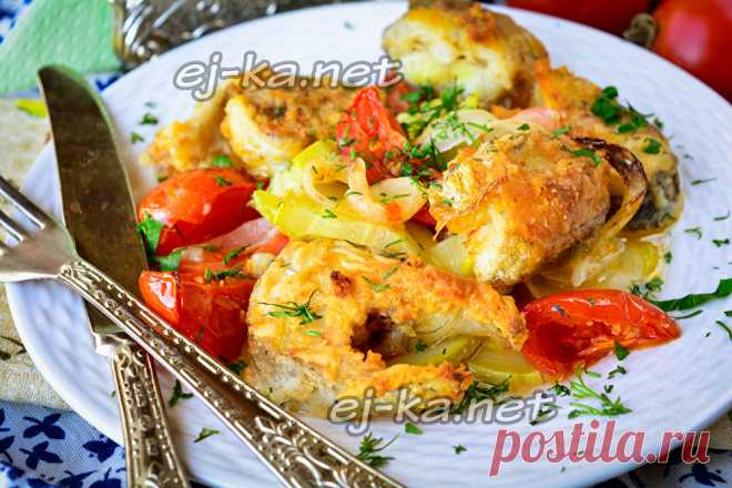 Минтай с овощами в духовке: самый вкусный рецепт | Рецепты с фото