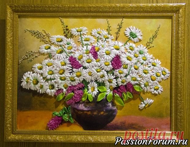 Вышитая лентами картина 